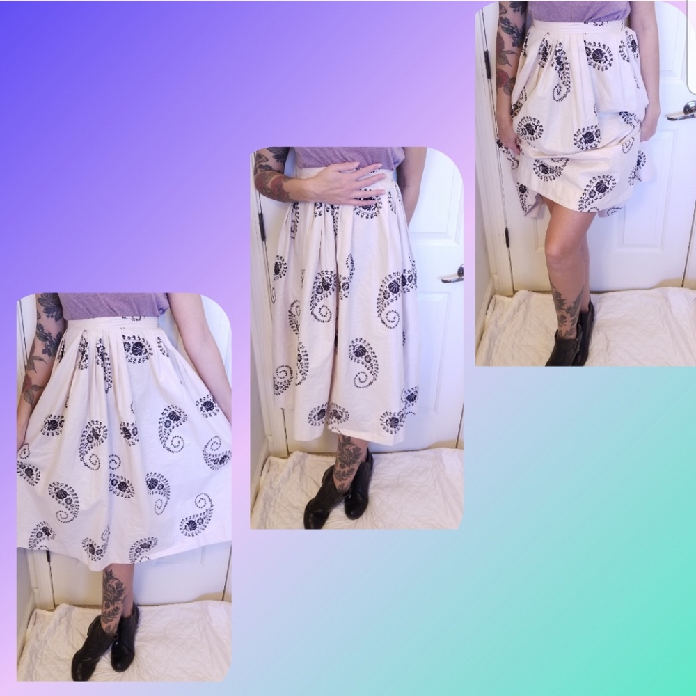 High waisted retro style skirt